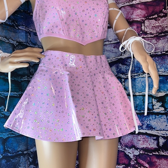 New Pink Vinyl Rave skirt - Picture 5 of 6